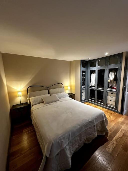 Apartamento Con Parking En Centro De Madrid-chamberi Apartment